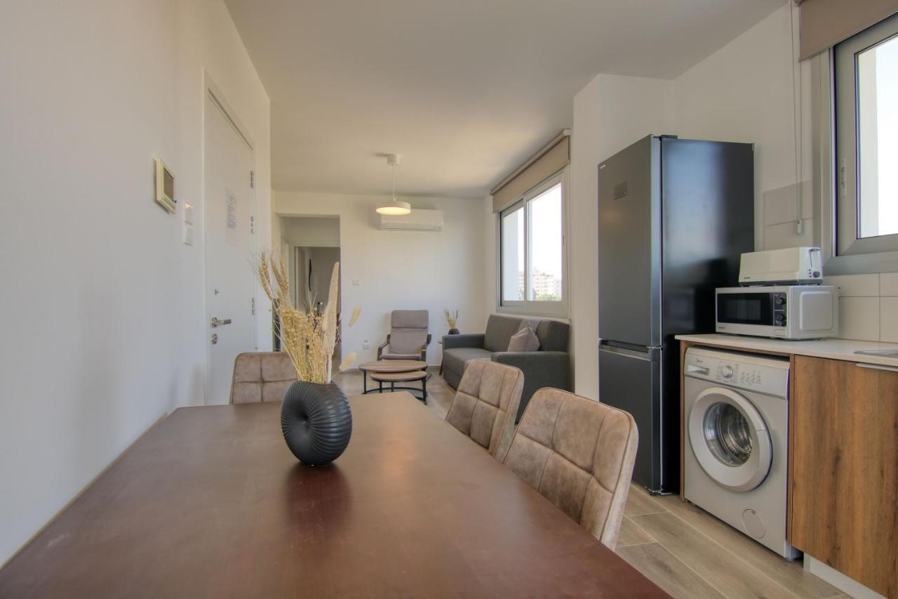 Phaedrus Living Coral Suites Aquatic Larnaca Extérieur photo