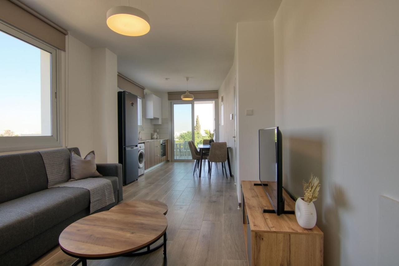 Phaedrus Living Coral Suites Aquatic Larnaca Extérieur photo